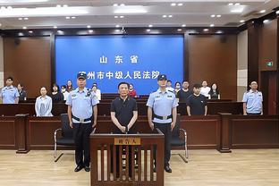 巴萨战赫塔费名单：莱万、德容领衔，小将科亨、库巴西在列